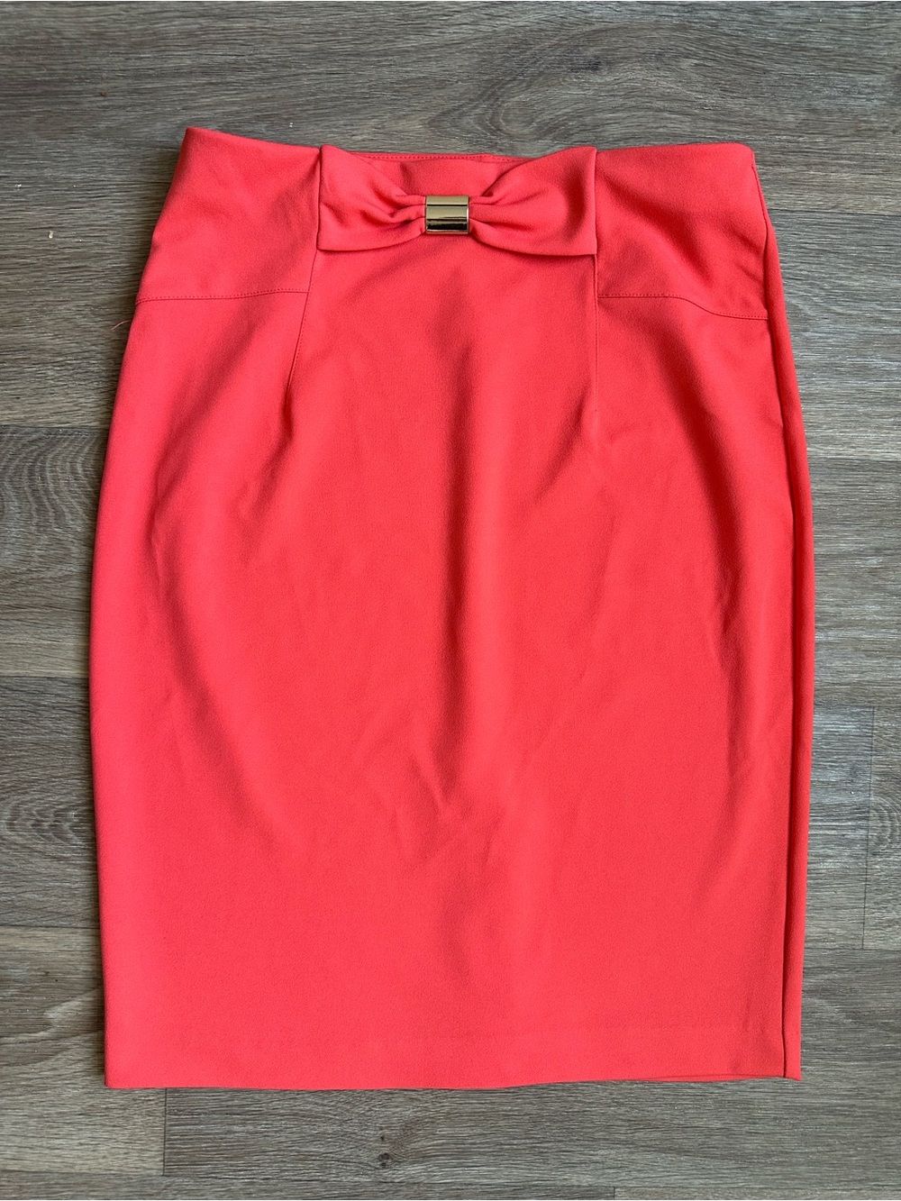 New York Clothing Co. Coral Pink Bow Waist Pencil Skirt Size M Gold Bar Accent
